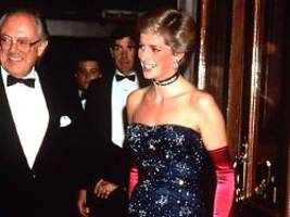 Zeitloses Vermächtnis: Prinzessin Dianas Outfits werden versteigert