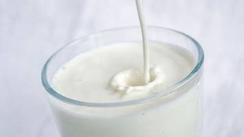 Verbraucher verzehren weniger Milch, Käse und Butter