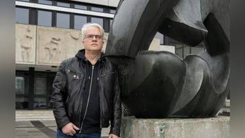 Hass und Mordfantasien: Queerer Politiker aus Ahrensburg bedroht