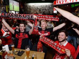 Leverkusen-Fans jubeln in München: Oh, wie ist das schön