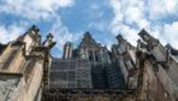 denkmäler: ulmer münster wird wieder auf 102 metern geöffnet
