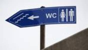 gesellschaft: amsterdam erhöht toiletten-angebot nach protest von frauen