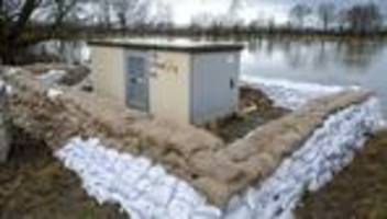 mansfeld-südharz: nach hochwasser: mansfeld-südharz will sandsäcke entsorgen