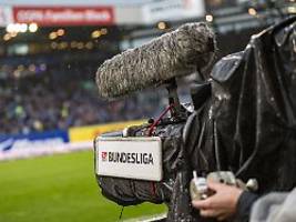 auktion der tv-rechte startet: milliardenpoker hält bundesliga-klubs in atem