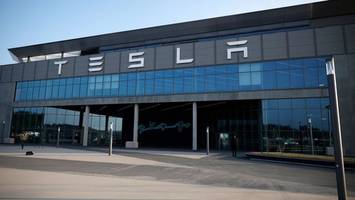 Tesla streicht in Flaute mehr als ein Zehntel der Jobs