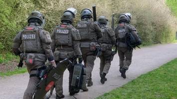 SEK-Einsatz in Wandsbek: Durchsuchung wegen Waffenbesitz?