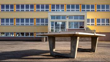 Vorfall in Wien - 13-Jähriger sticht Zwölfjährigem nach der Schule mit Schere in den Kopf