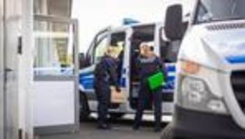 parteispenden: polizei durchsucht landesgeschäftsstelle der afd in niedersachsen