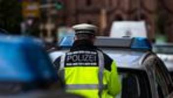 schleuserkriminalität: razzia: mitarbeiter der dürener kreisverwaltung verhaftet