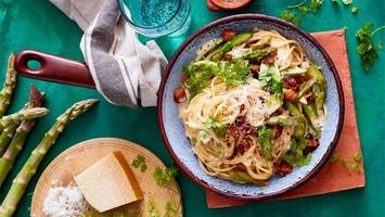 Rezept zur Spargelsaison: Spaghetti Carbonara – mit Spargel