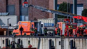 Arbeiter erleidet auf der Elbe Herzinfarkt – dramatische Rettung