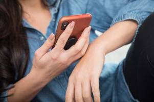 Zu viel Smartphone: Diese Folgen kann häufige Nutzung für die Psyche haben