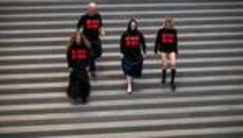 Aktivistinnen: Pussy Riot: Verachtende Aktionskunst gegen Putin in München