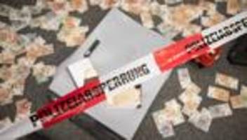 kriminalität: geldautomat in heitersheim gesprengt: täter flüchtig