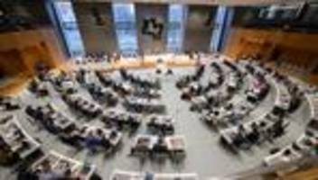 landtag: landtagsabgeordnete bekommen ab juli rund 550 euro mehr