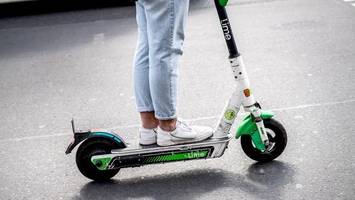 e-scooter in bussen und bahnen: droht in berlin ein verbot?