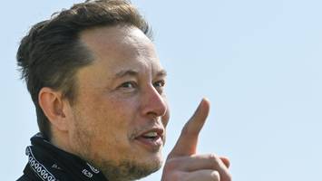 Elon Musk muss Kosten drücken - Tesla will rund 300 Zeitarbeiter in Grünheide entlassen