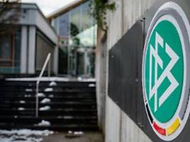 Ein Parkhaus, Mietwohnungen: Große Geldsorgen: DFB verkauft mehrere Gebäude