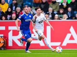 SCP: Elfer-Kuriosum und Rekord: Auswärtsfluch verfolgt Schalke 04 auch in Elversberg