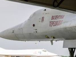 Ukraine spricht von Abschuss: Russische Luftwaffe verliert schweren Überschallbomber