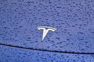 Stellenabbau bei Tesla - Experte erwartet Durchhänger-Jahr