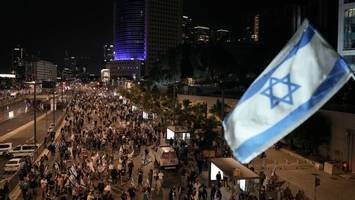 Tausende Israelis gegen Natanjahu-Regierung auf der Straße