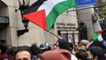 Krieg in Nahost: Demos an New Yorker Uni: Rabbi warnt jüdische Studierende