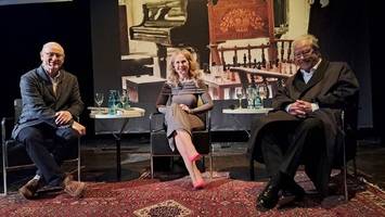 „Kanzler und Klavierspieler“: Ein Abend für Helmut Schmidt