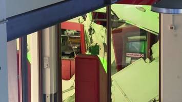 geldautomat in haspa-filiale gesprengt – täter flüchten