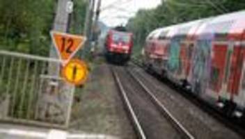 Freudenstadt: Gerammter Oberleitungsmast repariert: Bahnstrecke befahrbar