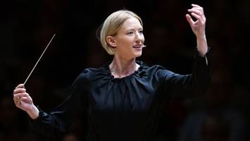 Joana Mallwitz debütiert bei Berliner Philharmonikern