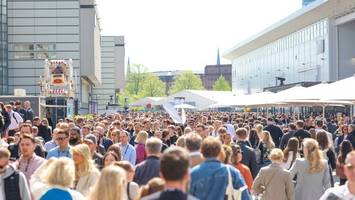 Nach Ärger: Karolinenstraße für OMR-Festival erneut gesperrt