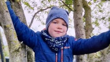 „Dramatischer“ Einsatz in Niedersachsen - Adrian (6) verschwindet spurlos - Hunderte suchen nach vermisstem Autisten