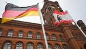 Berlin: Umfrage: Keine Mehrheit mehr für schwarz-roten Senat
