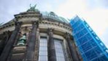 Finanzen : Denkmalschützer besorgt: Substanzverluste am Berliner Dom