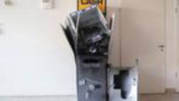 Kriminalität: Zwei Geldautomaten gesprengt - Unbekannte flüchten