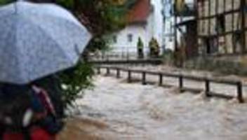unwetter: mehr als 320 kommunen nutzen spezialkarten zu starkregen