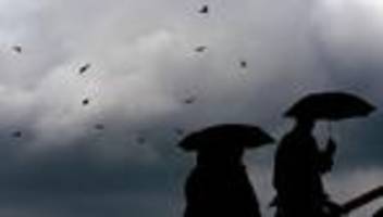 wetterbericht: regenwetter mit graupel und gewittern in sachsen-anhalt