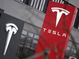 Schwache Geschäftszahlen: Teslas Quartalsgewinn fällt um 55 Prozent