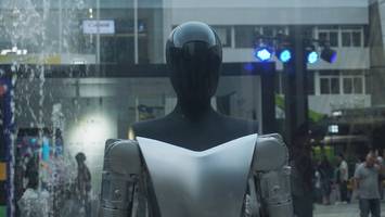 Elon Musk verspricht - Teslas humanoider Optimus-Roboter könnte Ende 2025 auf dem Markt sein
