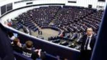wahlen: 34 wahlvorschläge zur europawahl - stimmzettel 81 zentimeter