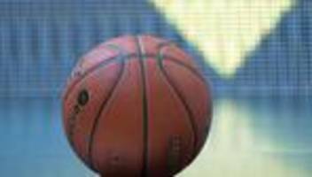 basketball: basketballerinnen von alba vergeben ersten titel-matchball