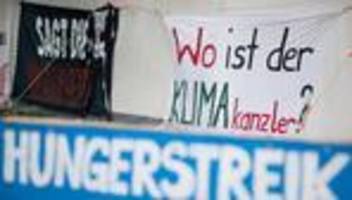 Invalidenpark: Klima-Hungerstreik: Camp vom Kanzleramt umgezogen