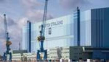 Schiffbauhalle: Stralsunder Werft erhält altes Logo und Namen zurück