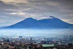 Schon wieder Erdbeben bei Neapel – Vesuv meldet sich