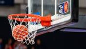 basketball: hamburg towers feiern sieg gegen crailsheim