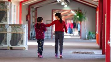 Flüchtlinge: Klassen zu voll – so viele Kinder müssen warten