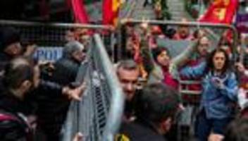 türkei: polizei verhindert mit tränengas mai-marsch in istanbul