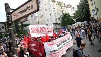 linke mai-demo passiert berlin-neukölln ohne zwischenfälle