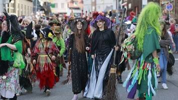 walpurgisnacht im harz mit kostümen und live-musik